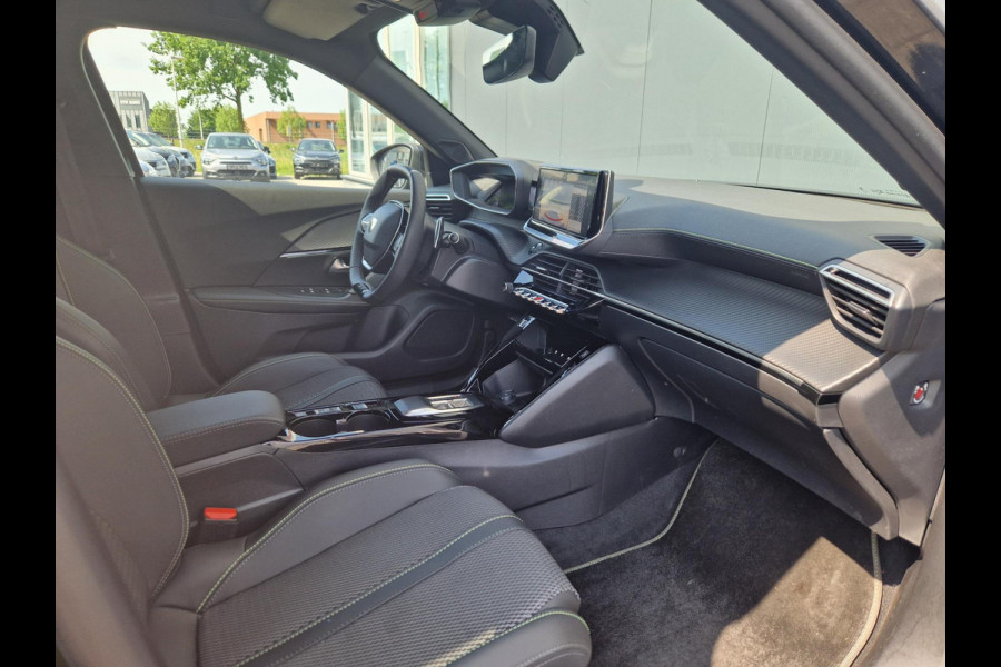 Peugeot 2008 1.2 PureTech 130 GT Line Peugeot 2008 1.2 PureTech 130 GT Line