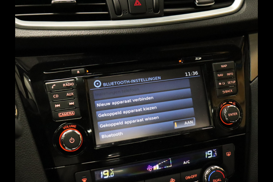 Nissan QASHQAI 1.2 N-Connecta [PANORAMADAK, CAMERA V+A, KEYLESS ENTRY, CRUISE, CLIMATE, NIEUWSTAAT]