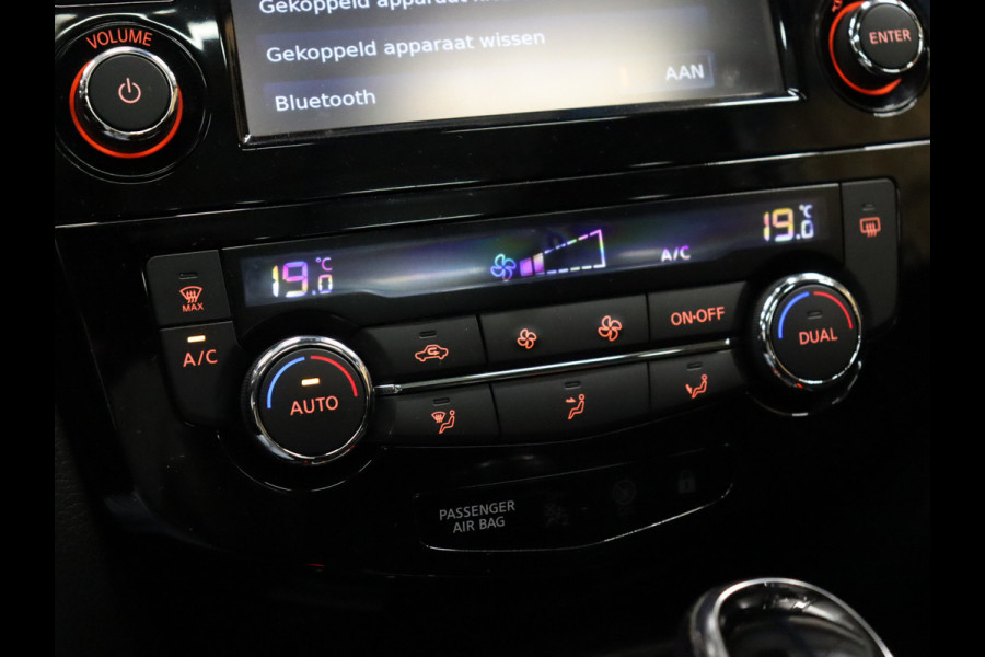 Nissan QASHQAI 1.2 N-Connecta [PANORAMADAK, CAMERA V+A, KEYLESS ENTRY, CRUISE, CLIMATE, NIEUWSTAAT]
