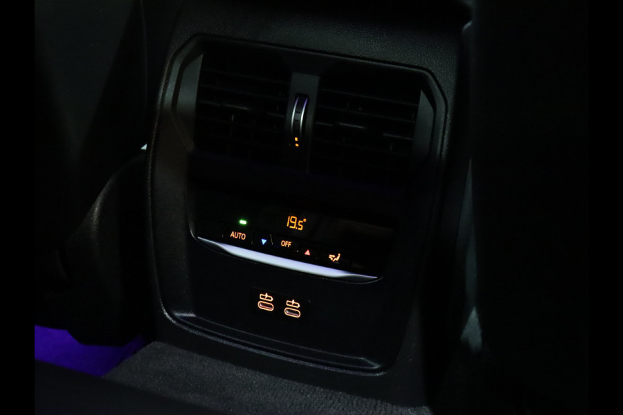 BMW 4 Serie Gran Coupé 420i M Sport [SCHUIFKANTELDAK, HARMAN KARDON, APPLE CARPLAY, ANDROID, LEDEREN MEMORY SEATS, CAMERA, STUUR- + STOELVERWARMING, CRUISE, NIEUWSTAAT]