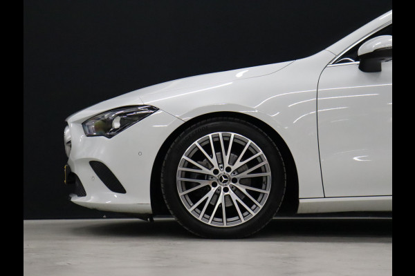 Mercedes-Benz CLA-Klasse Shooting Brake 180 Luxury Line [SFEERVERLICHTING, CAMERA, WIDESCREEN, LED, STOELVERWARMING, PDC, HALF LEDER, CRUISE CONTROL, NIEUWSTAAT]