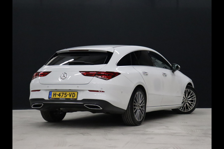 Mercedes-Benz CLA-Klasse Shooting Brake 180 Luxury Line [SFEERVERLICHTING, CAMERA, WIDESCREEN, LED, STOELVERWARMING, PDC, HALF LEDER, CRUISE CONTROL, NIEUWSTAAT]