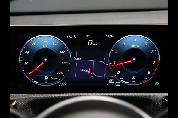 Mercedes-Benz CLA-Klasse Shooting Brake 180 Luxury Line [SFEERVERLICHTING, CAMERA, WIDESCREEN, LED, STOELVERWARMING, PDC, HALF LEDER, CRUISE CONTROL, NIEUWSTAAT]