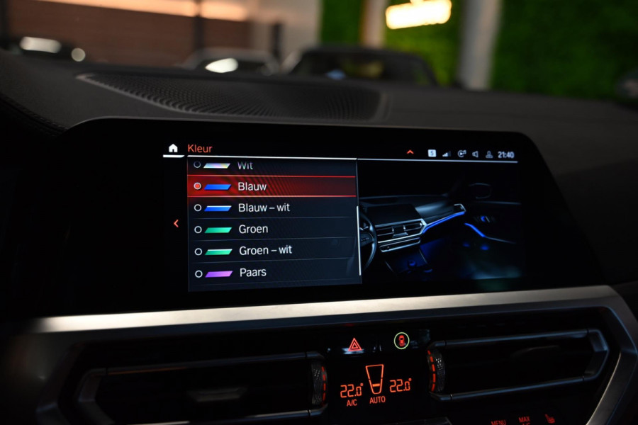 BMW 3 Serie Touring 320i High Executive Edition - Adaptive Cruise Control - Memory - Panoramadak - El. Trekhaak - Dashboard Leder