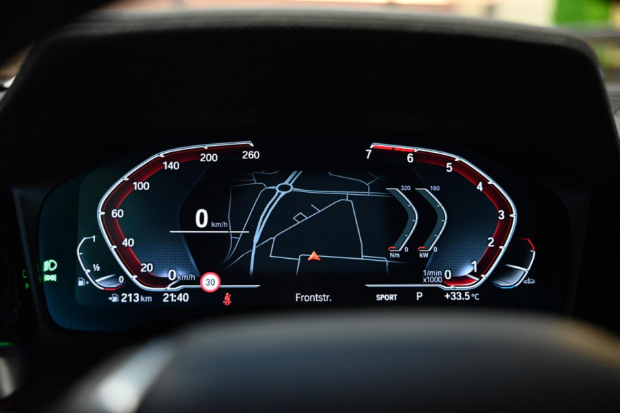BMW 3 Serie Touring 320i High Executive Edition - Adaptive Cruise Control - Memory - Panoramadak - El. Trekhaak - Dashboard Leder