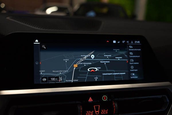 BMW 3 Serie Touring 320i High Executive Edition - Adaptive Cruise Control - Memory - Panoramadak - El. Trekhaak - Dashboard Leder