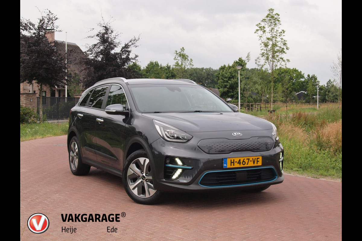 Kia e-Niro ExecutiveLine 64 kWh | Camera | Apple Carplay | Cruise Control | JBL | Leer | Kia e-Niro ExecutiveLine 64 kWh | Camera | Apple Carplay | Cruise Control | JBL | Leer |