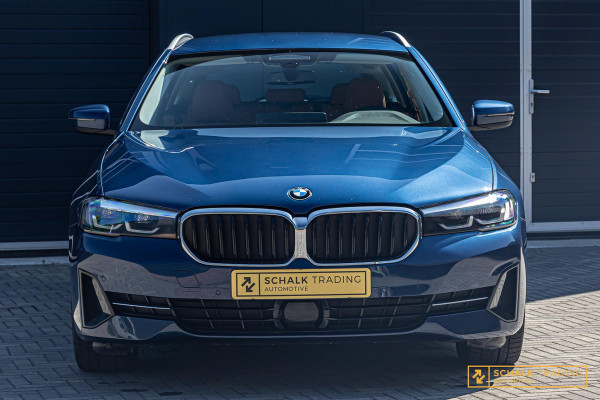 BMW 5 Serie Touring 530e xDrive High Executive|Camera|Dealer
