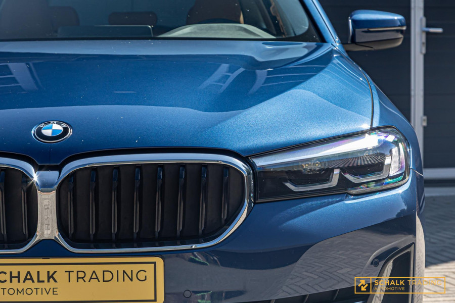 BMW 5 Serie Touring 530e xDrive High Executive|Camera|Dealer