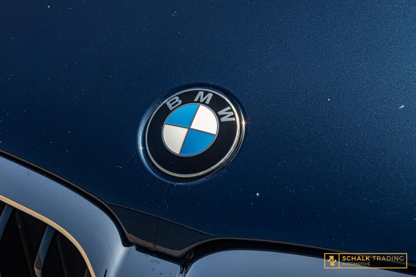 BMW 5 Serie Touring 530e xDrive High Executive|Camera|Dealer
