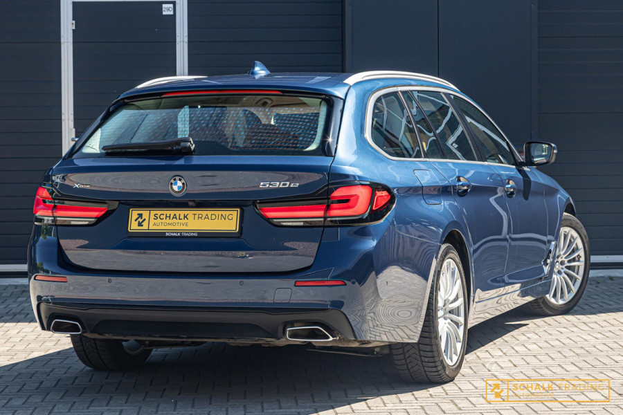 BMW 5 Serie Touring 530e xDrive High Executive|Camera|Dealer