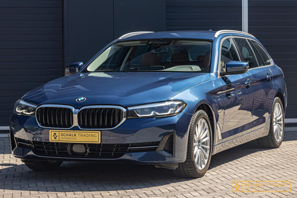 BMW 5 Serie Touring 530e xDrive High Executive|Camera|Dealer