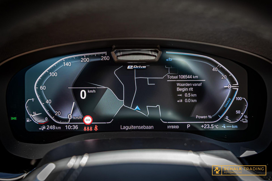 BMW 5 Serie Touring 530e xDrive High Executive|Camera|Dealer