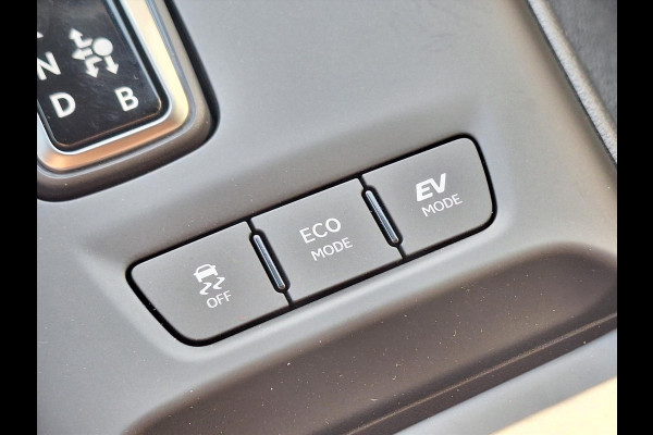 Lexus LBX 1.5 Comfort & Safety Pack | Dodehoekherkenning, Parkeersensoren, Keyless, Stoelverwarming