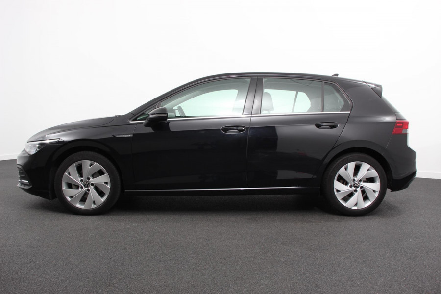 Volkswagen Golf 1.5 eTSI 150pk DSG Style | Navigatie | Apple Carplay/Android Auto | Parkeersensoren | Adaptive Cruise Control | Blind Spot Assist | Stoel- en stuurverwarming | Ledverlichting | Virtual Cockpit | Lane Assist | Climatronic