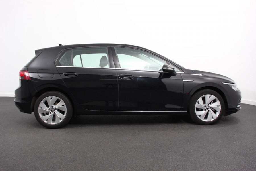 Volkswagen Golf 1.5 eTSI 150pk DSG Style | Navigatie | Apple Carplay/Android Auto | Parkeersensoren | Adaptive Cruise Control | Blind Spot Assist | Stoel- en stuurverwarming | Ledverlichting | Virtual Cockpit | Lane Assist | Climatronic