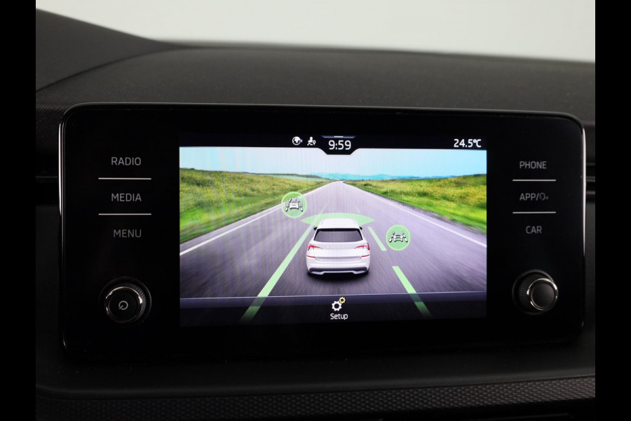 Škoda Kamiq 1.0 TSI Ambition 115 pk | Navigatie via App | Parkeersensoren achter | Cruise control | LED koplampen | Apple Carplay/Android Auto |