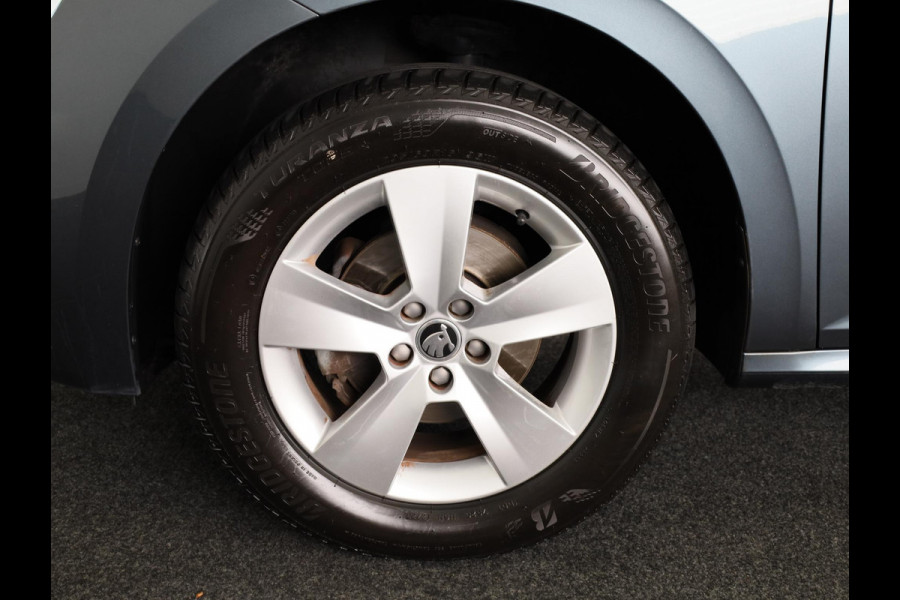 Škoda Kamiq 1.0 TSI Ambition 115 pk | Navigatie via App | Parkeersensoren achter | Cruise control | LED koplampen | Apple Carplay/Android Auto |