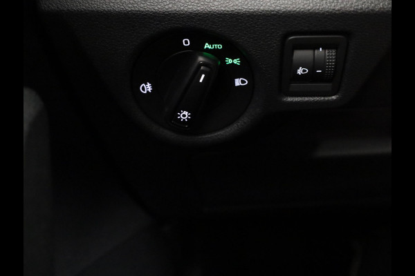 Škoda Kamiq 1.0 TSI Ambition 115 pk | Navigatie via App | Parkeersensoren achter | Cruise control | LED koplampen | Apple Carplay/Android Auto |
