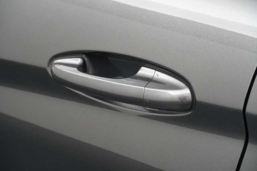 Ford Fiesta BWJ 2019 | 1.1 85PK Trend | NWE APK | AIRCO | NAVI | CRUISE | CARPLAY | PDC | LANE DEPARTURE WARNING |