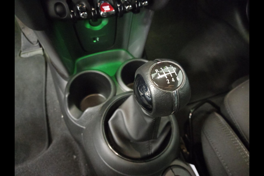 MINI Mini 1.5 136pk Cooper Chili | Climate control | Cruise control | Lichtmetalen velgen 17" | Stoelverwarming | Led