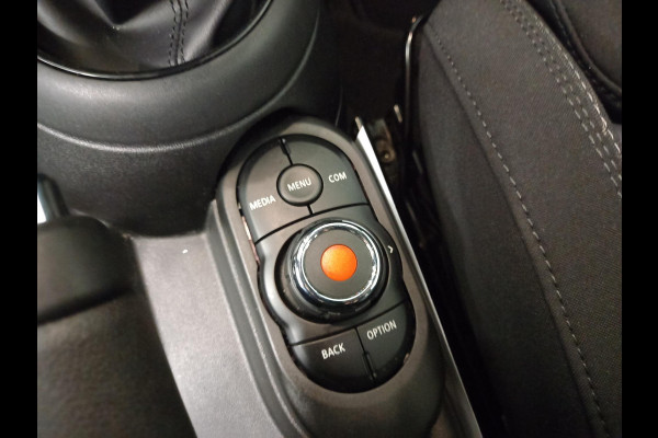 MINI Mini 1.5 136pk Cooper Chili | Climate control | Cruise control | Lichtmetalen velgen 17" | Stoelverwarming | Led
