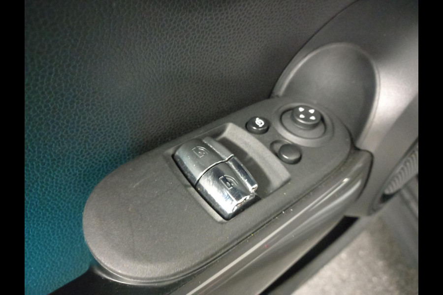 MINI Mini 1.5 136pk Cooper Chili | Climate control | Cruise control | Lichtmetalen velgen 17" | Stoelverwarming | Led