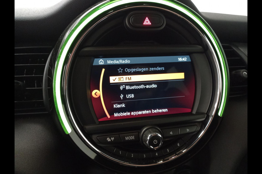 MINI Mini 1.5 136pk Cooper Chili | Climate control | Cruise control | Lichtmetalen velgen 17" | Stoelverwarming | Led