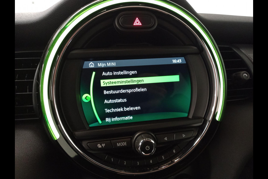 MINI Mini 1.5 136pk Cooper Chili | Climate control | Cruise control | Lichtmetalen velgen 17" | Stoelverwarming | Led
