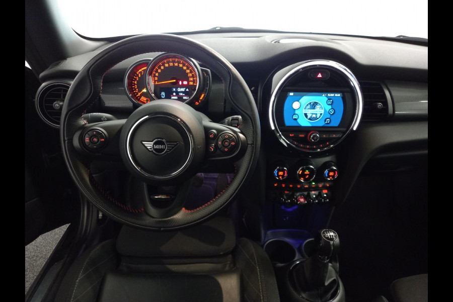MINI Mini 1.5 136pk Cooper Chili | Climate control | Cruise control | Lichtmetalen velgen 17" | Stoelverwarming | Led