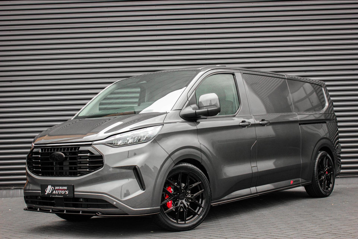 Ford Transit Custom 300 2.0 TDCI L2H1 Limited 136PK JB- EDITION / FULL BLACK / APPLE CARPLAY / 2- ZITS / MY2024 / DIRECT RIJDEN / Ford Transit Custom 300 2.0 TDCI L2H1 Limited 136PK JB- EDITION / FULL BLACK / APPLE CARPLAY / 2- ZITS / MY2024 / DIRECT RIJDEN /