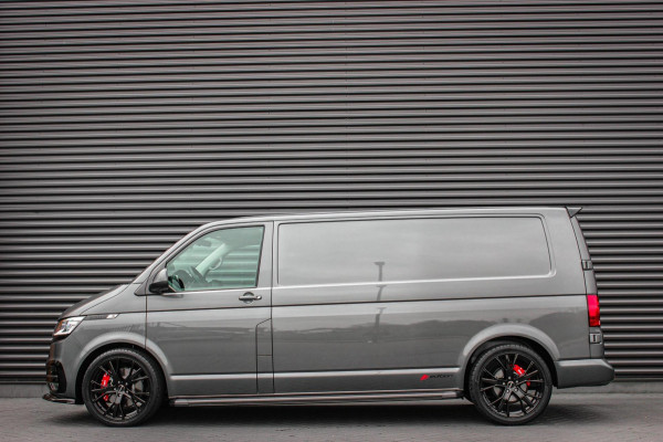 Volkswagen Transporter 2.0 TDI L2H1 150PK DSG JB-EDITION / ACTIVE DISPLAY / PDC / VERLAGINGSVEREN / PDC / DIRECT RIJDEN / FULL