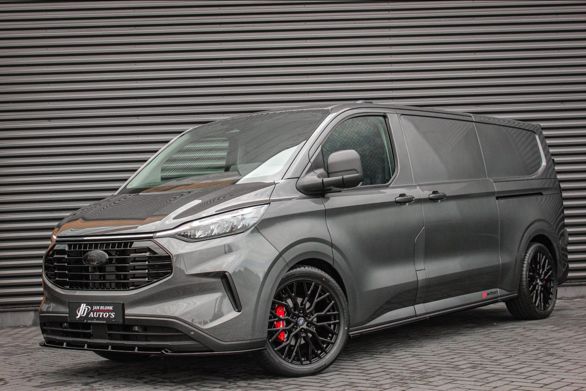 Ford Transit Custom 2.0 TDCI L2H1 AUTOMAAT 170PK JB- EDITION / FULL BLACK / APPLE CARPLAY / 3- ZITS 2024 / DIRECT RIJDEN 2X SCHUIF Ford Transit Custom 2.0 TDCI L2H1 AUTOMAAT 170PK JB- EDITION / FULL BLACK / APPLE CARPLAY / 3- ZITS 2024 / DIRECT RIJDEN 2X SCHUIF