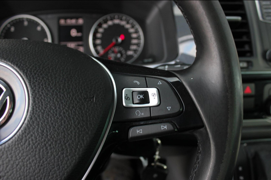 Volkswagen Transporter 2.0 TDI L2H1 DSG DC 204PK JB-EDTION / LEDEREN BEKLEDING / TREKHAAK / APPLE CARPLAY / AIRCO / NIEUWSTAAT