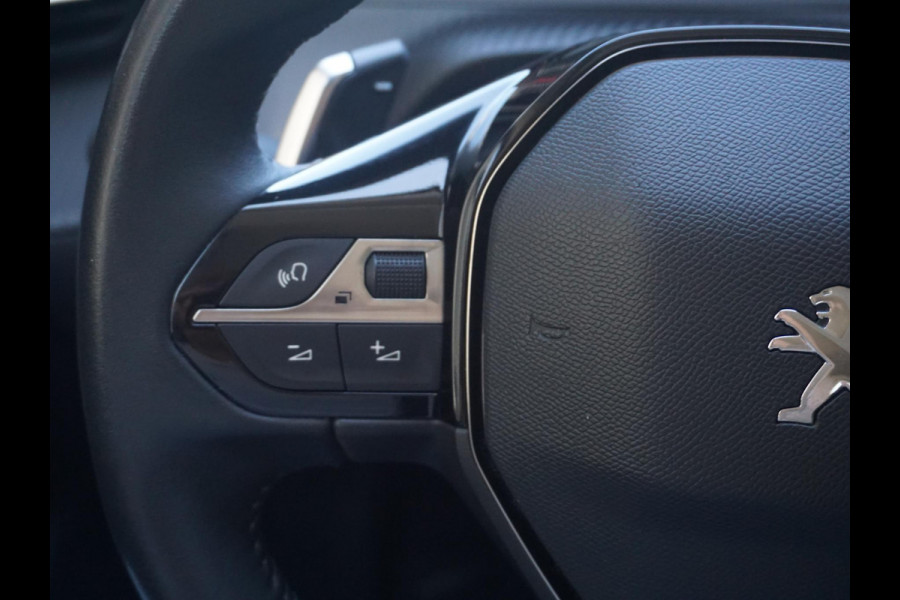 Peugeot 2008 1.2 PureTech Blue Lease Allure