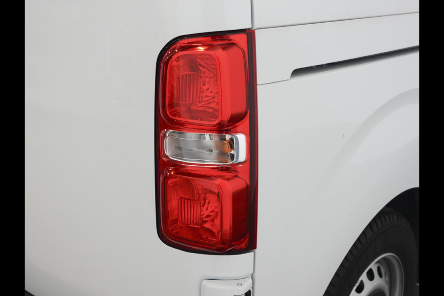 Opel Vivaro L2H1 Edition 145PK Automaat Airco Navigatie Bluetooth