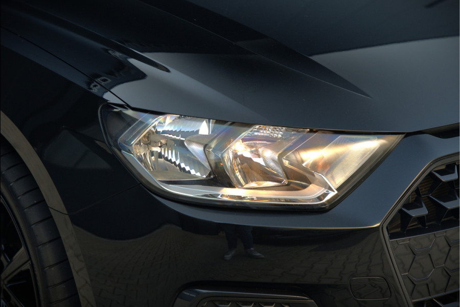 Audi A1 Sportback 25 TFSI epic | Navigatie | Cruise Control | Apple Carplay | LED | Digitaal Dash | Lichtmetalen Velgen | Bluetooth | Airco | Centrale Deurvergrendeling | Elektrische Ramen | BTW