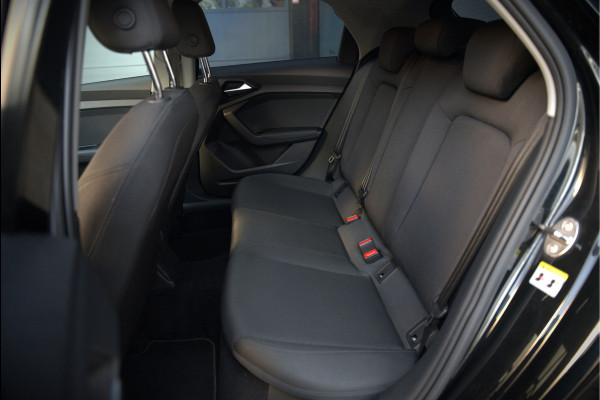 Audi A1 Sportback 25 TFSI epic | Navigatie | Cruise Control | Apple Carplay | LED | Digitaal Dash | Lichtmetalen Velgen | Bluetooth | Airco | Centrale Deurvergrendeling | Elektrische Ramen | BTW
