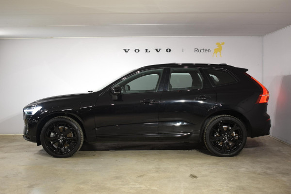 Volvo XC60 T6 350PK Automaat AWD Plus Black Edition / Navigatie / 360 Camera / Head-up Display / Panoramadak / Bowers & Wilkins / Stoelverwarming v+a / Stuurverwarming / 21'' Velgen