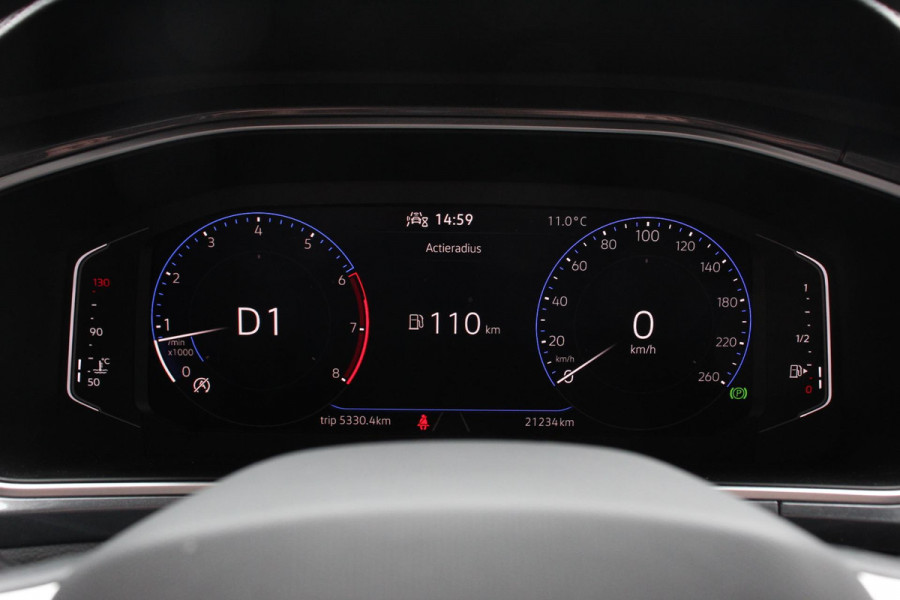 Volkswagen T-Roc 1.5 TSI 150pk DSG Style Volkswagen T-Roc 1.5 TSI Style | Navigatie | Apple Carplay/Android Auto | Parkeersensoren | Camera | Adaptive Cruise Control | Park Assist | Stoel- en stuurverwarming | Elektrische achterklep | LED-koplampen | Getinte ramen