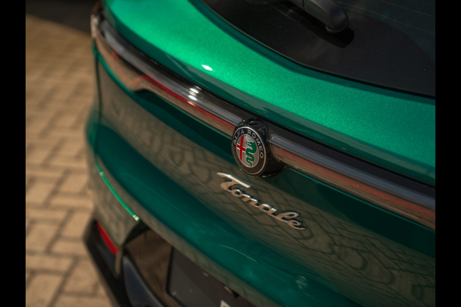 Alfa Romeo Tonale 1.3T PHEV Ti 280pk | Pano-dak | Harman/Kardon | LED-Matrix | 19 inch | Winterpack | Verde Montreal