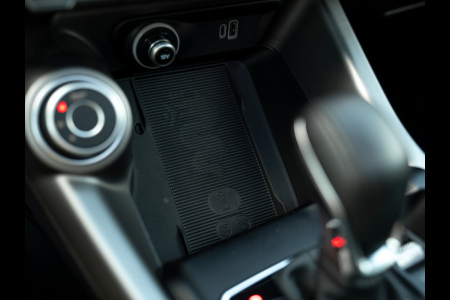 Alfa Romeo Tonale 1.3T PHEV Ti 280pk | Pano-dak | Harman/Kardon | LED-Matrix | 19 inch | Winterpack | Verde Montreal