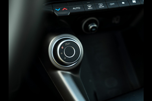 Alfa Romeo Tonale 1.3T PHEV Ti 280pk | Pano-dak | Harman/Kardon | LED-Matrix | 19 inch | Winterpack | Verde Montreal