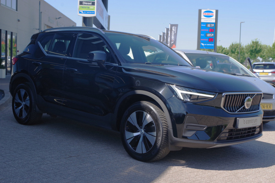 Volvo XC40 1.5 T4 Plug-in Hybrid 211 PK Core Bright PHEV, Adap. Cruise Control, Stoelverwarming, Carplay