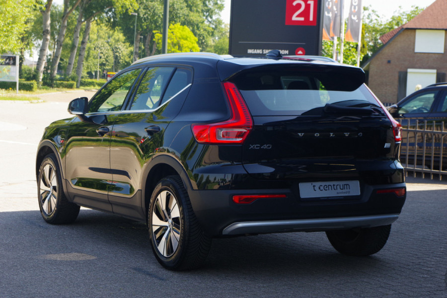 Volvo XC40 1.5 T4 Plug-in Hybrid 211 PK Core Bright PHEV, Adap. Cruise Control, Stoelverwarming, Carplay