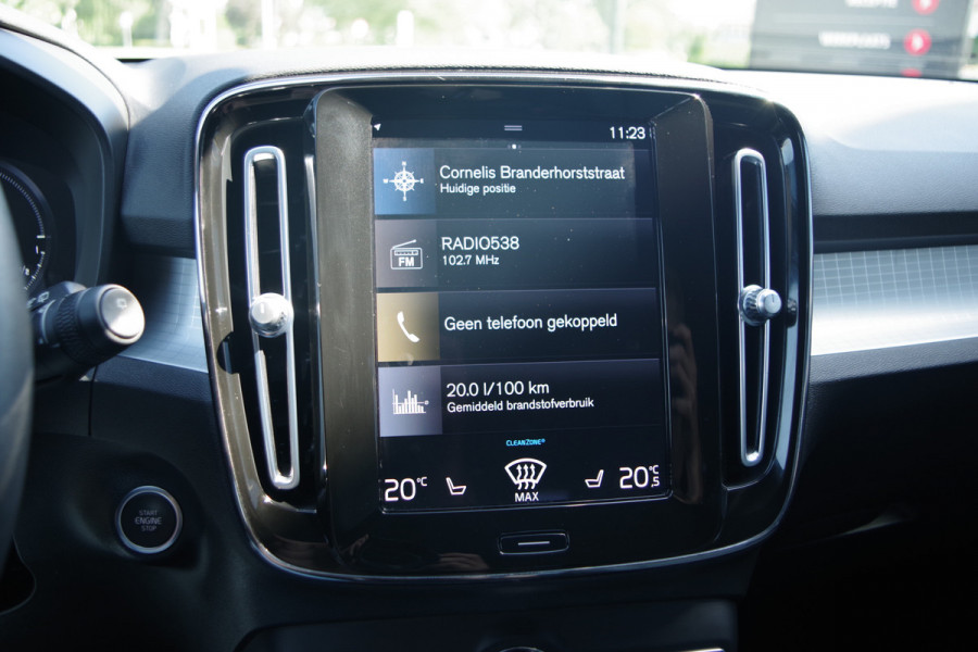 Volvo XC40 1.5 T4 Plug-in Hybrid 211 PK Core Bright PHEV, Adap. Cruise Control, Stoelverwarming, Carplay
