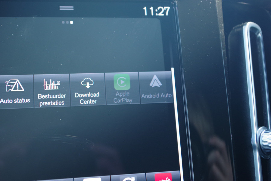 Volvo XC40 1.5 T4 Plug-in Hybrid 211 PK Core Bright PHEV, Adap. Cruise Control, Stoelverwarming, Carplay
