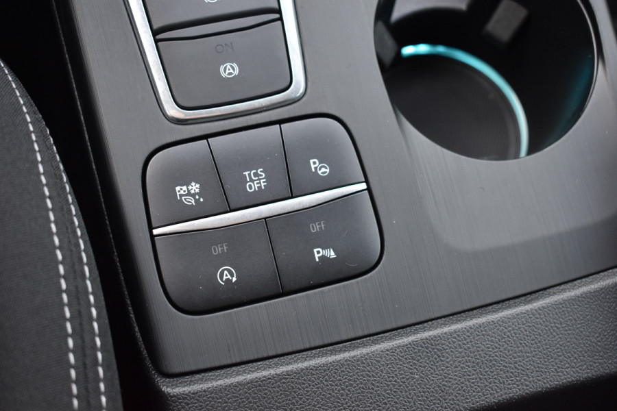 Ford FOCUS Wagon 1.0 EcoBoost Titanium Business Trekhaak Navigatie stuur/voorruit verwarming