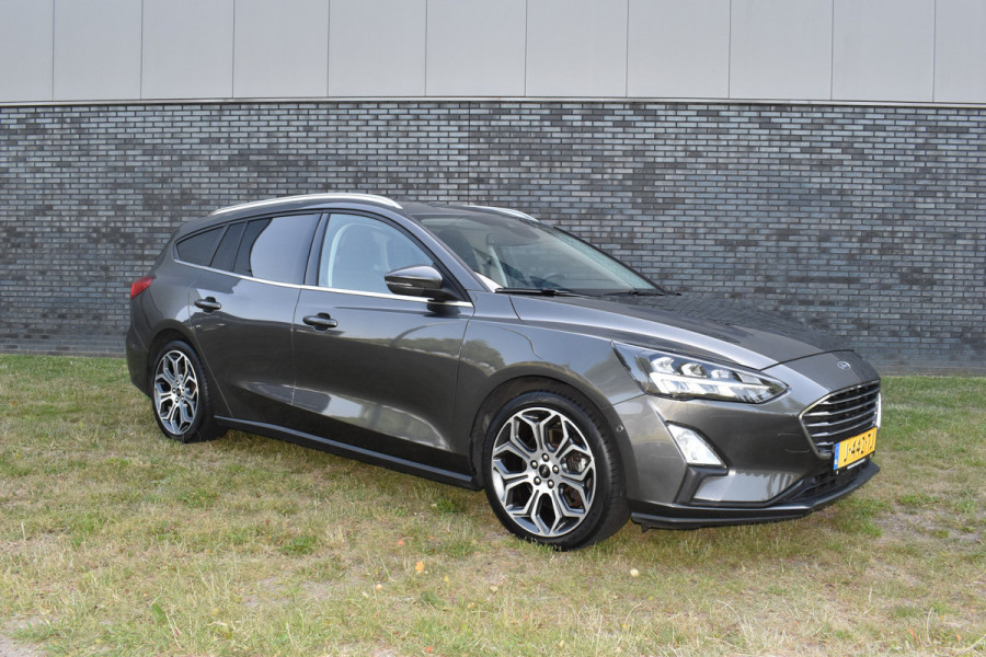 Ford FOCUS Wagon 1.0 EcoBoost Titanium Business Trekhaak Navigatie stuur/voorruit verwarming