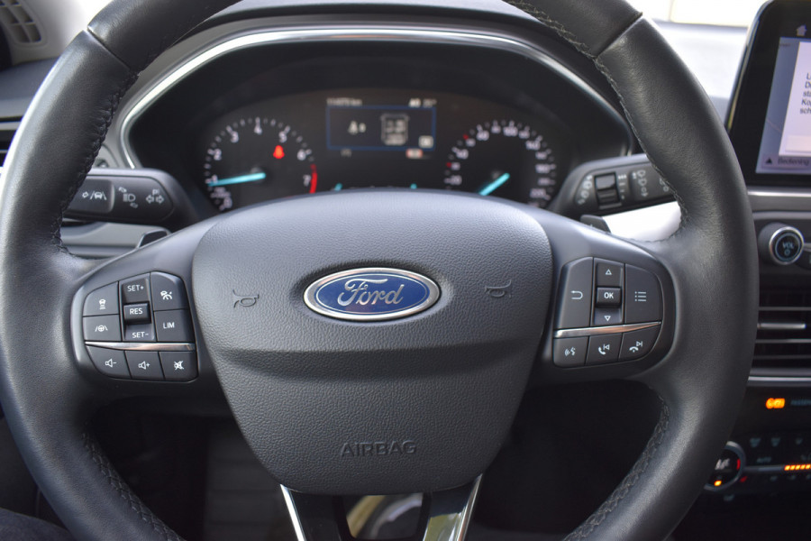 Ford FOCUS Wagon 1.0 EcoBoost Titanium Business Trekhaak Navigatie stuur/voorruit verwarming
